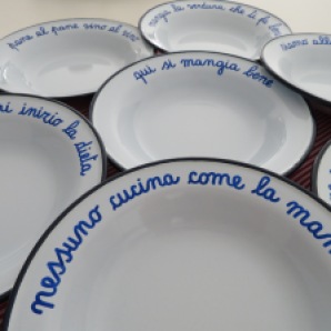 new plates for the upcoming picnics in the vineyard